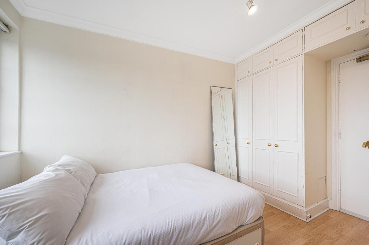 South Kensington Excellent Location Studio At Chelsea Cloister Hotel London Exterior photo